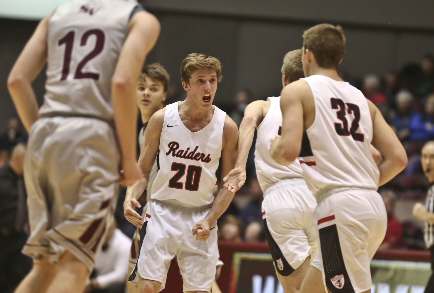 CAM Sesser Valier 32 3.05.19.JPG